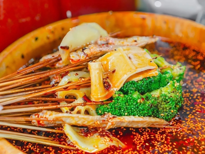 du-lich-thanh-do-16-1 Gà Bobo - món ăn vặt hấp dẫn mọi thực khách.