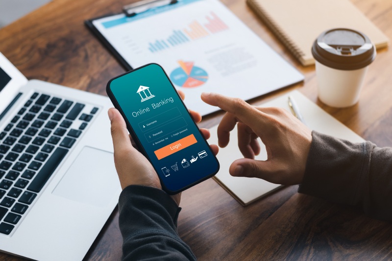 có nên gửi tiết kiệm online không